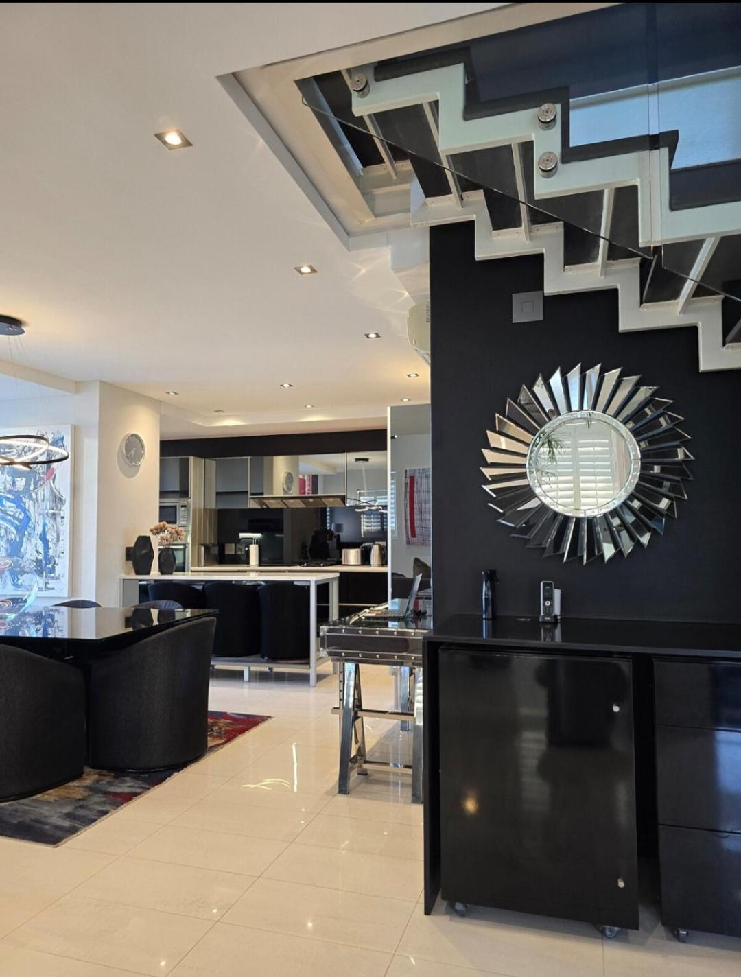 Luxury Penthouse With Private Pool * Cape Town