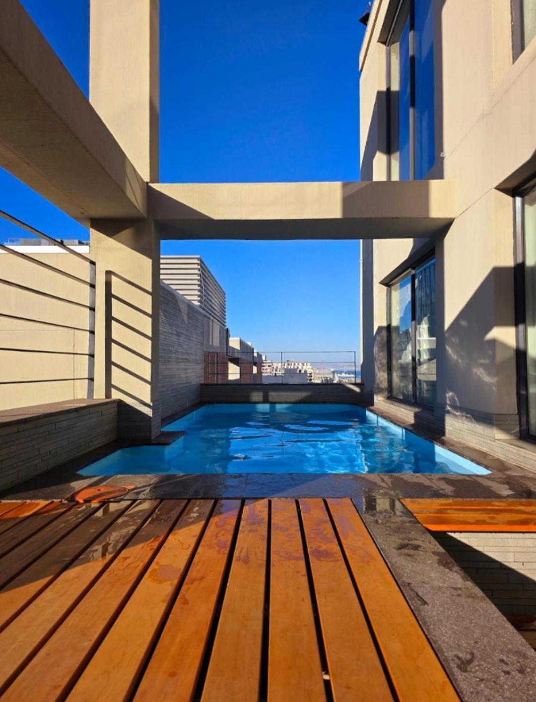 Apartment Luxury Penthouse With Private Pool *